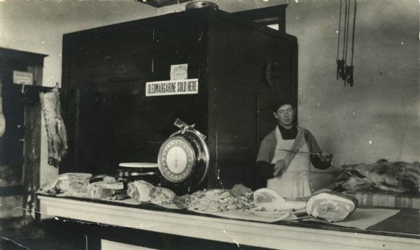 'Oleomargarine sold here,' 1911
